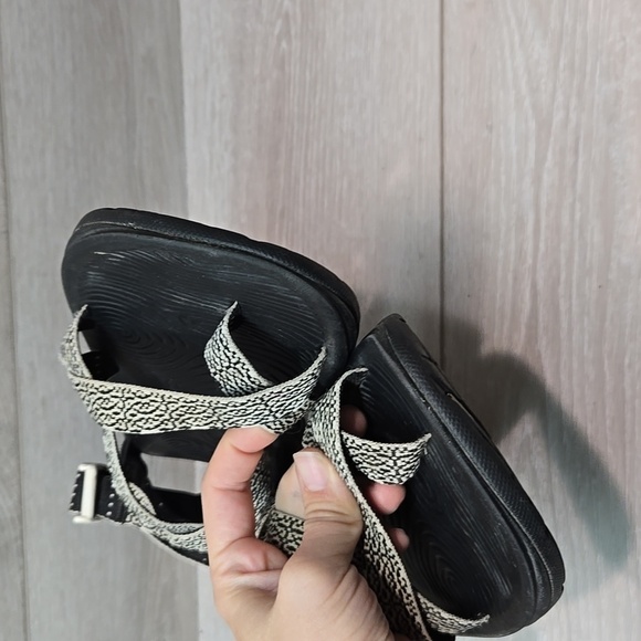 Chaco Women Loop Toe Outdoor Hiking Sandals shoes sz 10 - Picture 3 of 11